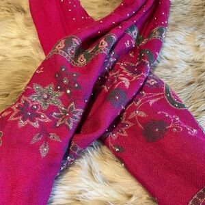 CLOSING SALE! Indian scarve pink